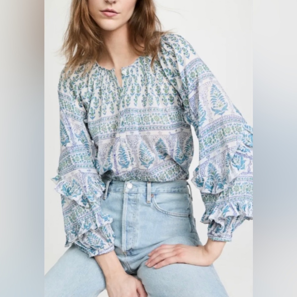 Bell long sleeve ruffle top